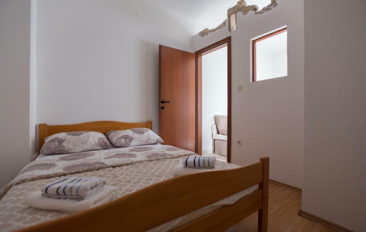 Studio Apartment By The Sea Šibenik Exteriör bild
